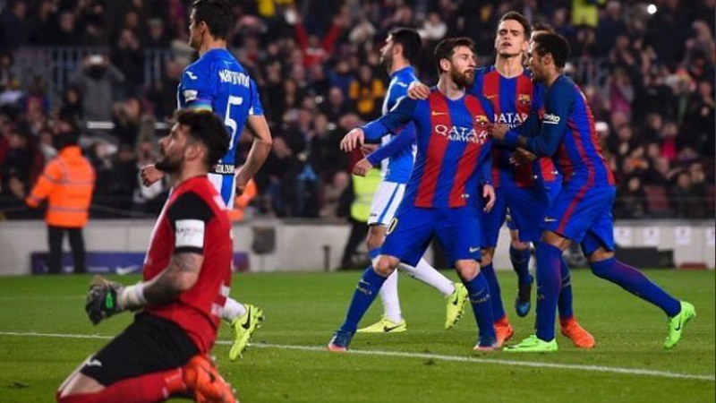 MESSI COMES Barcelona